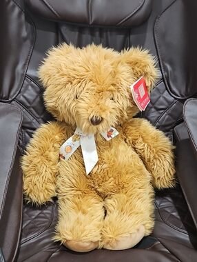 Vintage FAO Schwarz Plush Teddy Bear in Tan 2ft. Has Original Tags